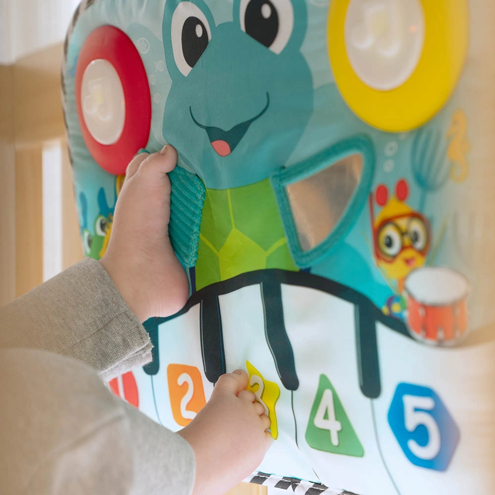 Neptunes Kick & Explore - 6 months