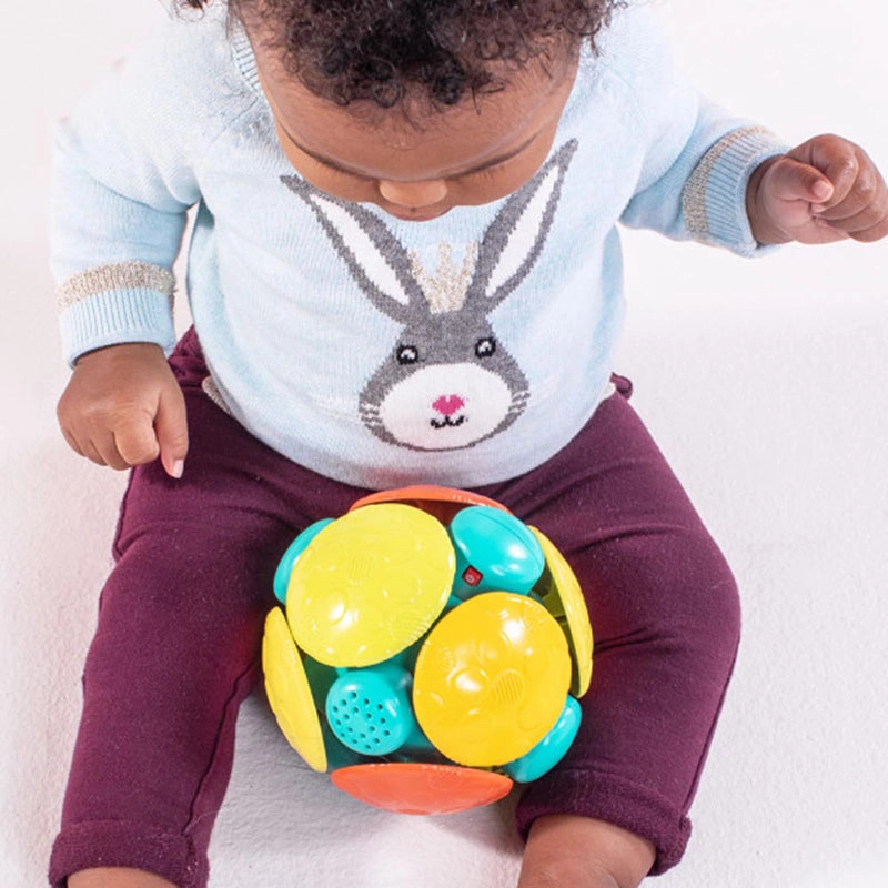 Wobble Bobble Crawl & Chase Ball - 3 months