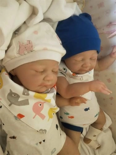 Reborn Baby Dolls Twins - 20 inches/50 cm Silicone Ages 3+