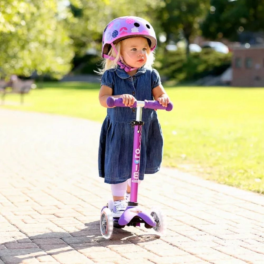 Mini Deluxe 3-Wheel Kick Scooter – 120/85 mm LED