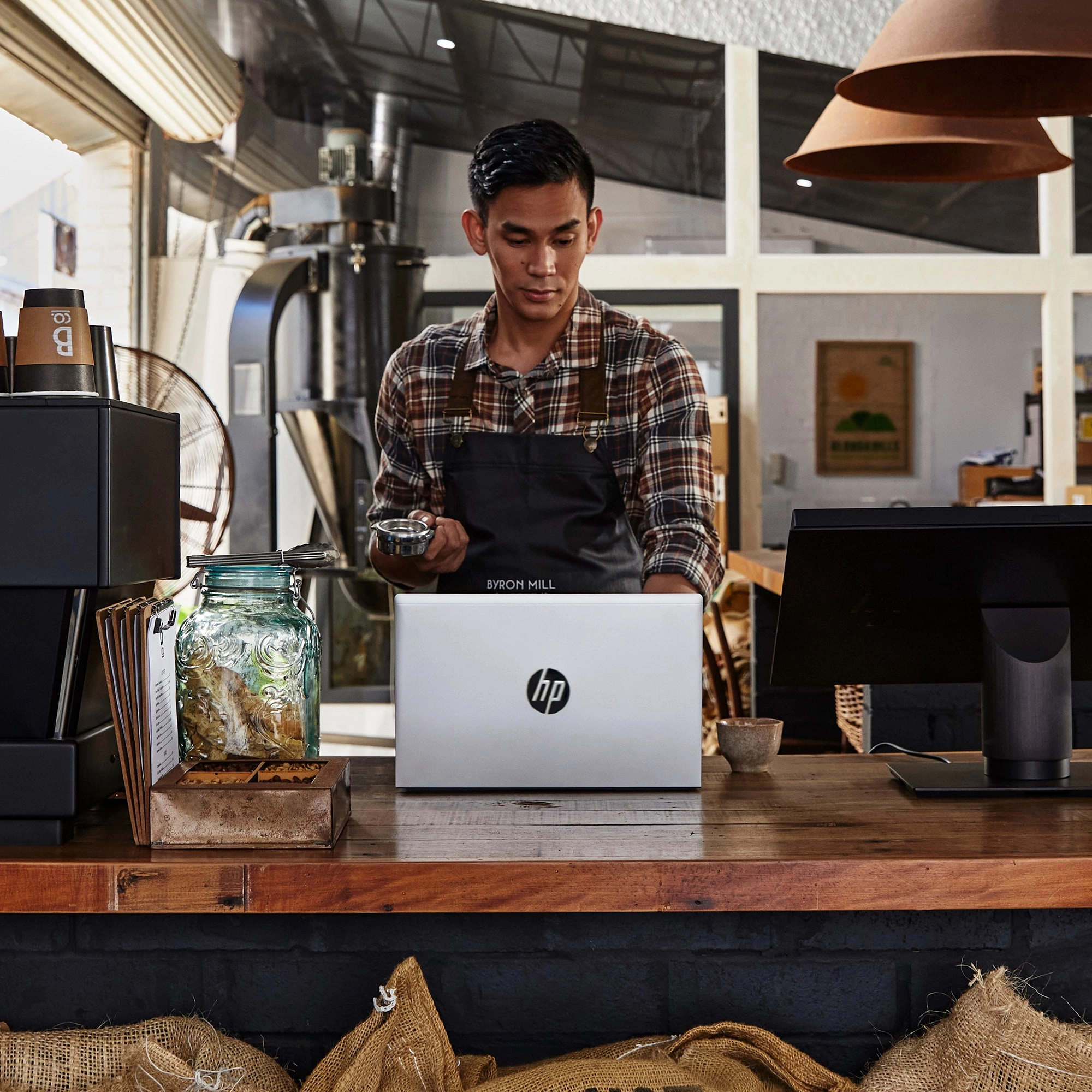 (Renewed) ProBook 645 G9 - 14'' Ryzen 5 5625U 8GB 256GB SSD