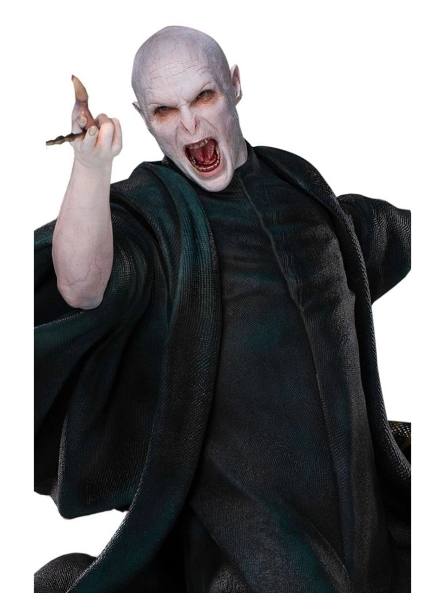 Voldemort and Nagini - Legacy Replica