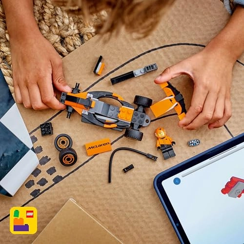 City F1 Driver With Mclaren Race Car (60442)