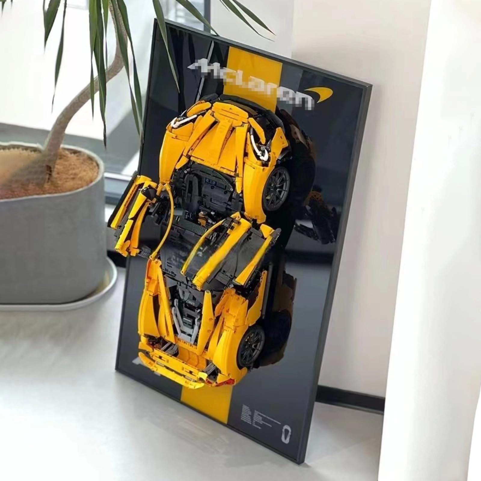 Display Wall Mount - Acrylic for LEGO McLarren P1 Hyperca-r 42172