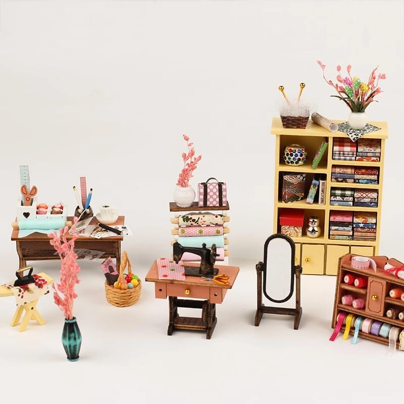 DIY Miniature Dollhouse Kit - 1:24