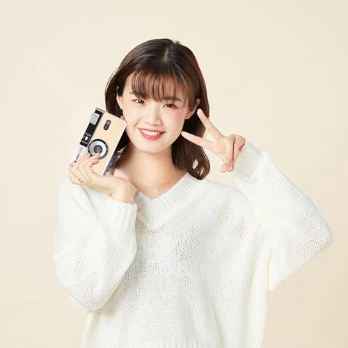 35mm Reusable Film Camera + Ultramax 400 - 36exp + Gold 200 - 36exp + Battery - AAA + Lens Cloth - Black + Photography Tips Card