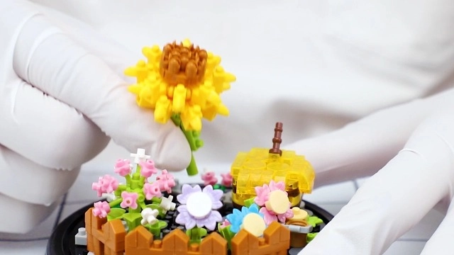 Flower Bouquet Bee Building Set (HH984) - Floral