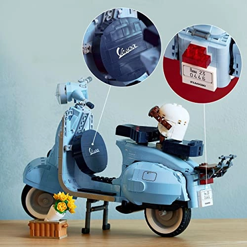 Vespa 125 (10298) - 1106 pieces pastel blue