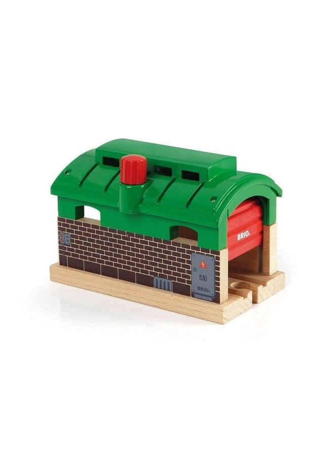World 33574 Train Garage - 1 Piece