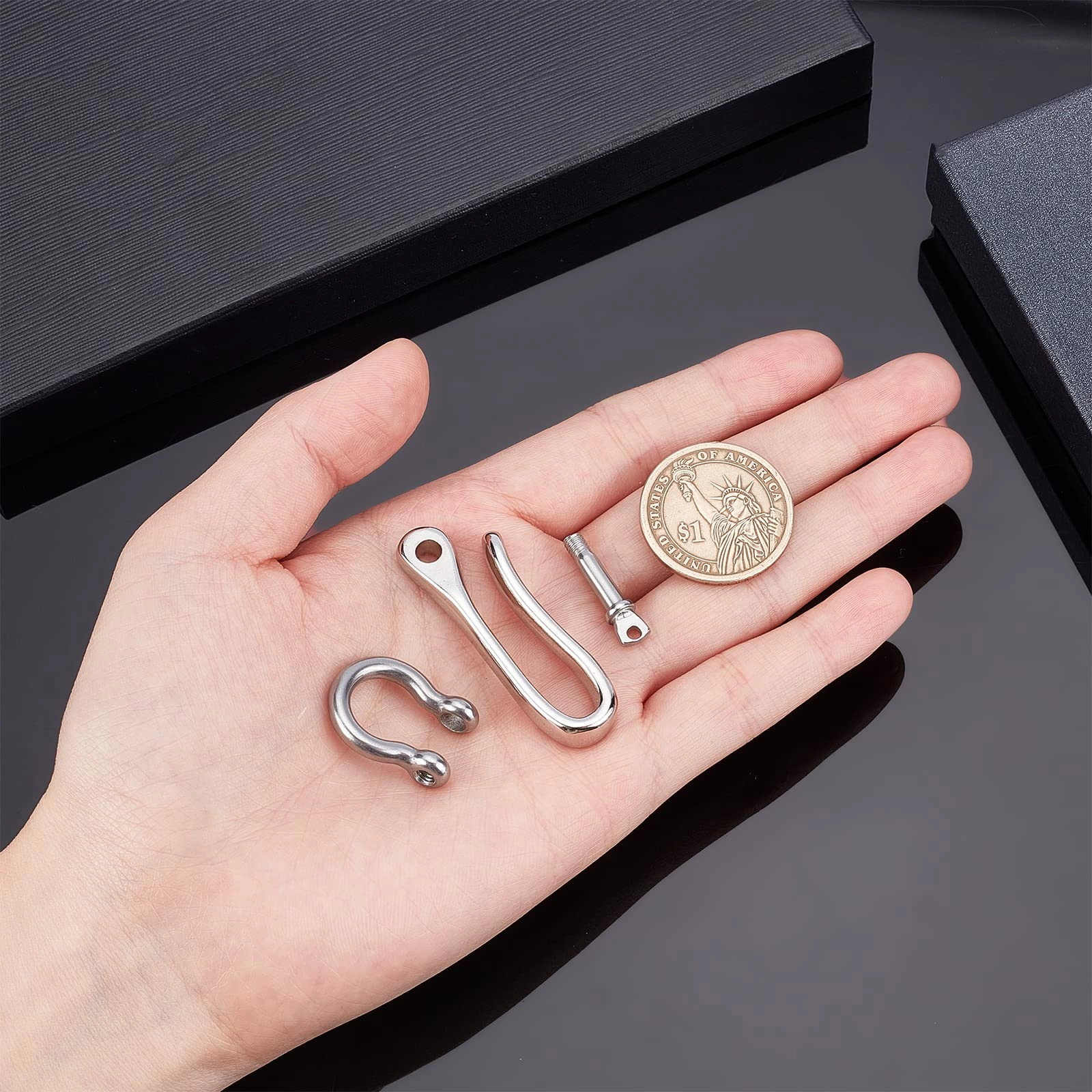U-Shape Hook Keychain - Animal