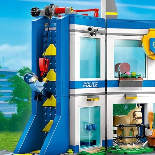 LEGO City Police Training Academy (60372)