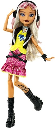 Melody Piper Doll - Plastic Ages 6+
