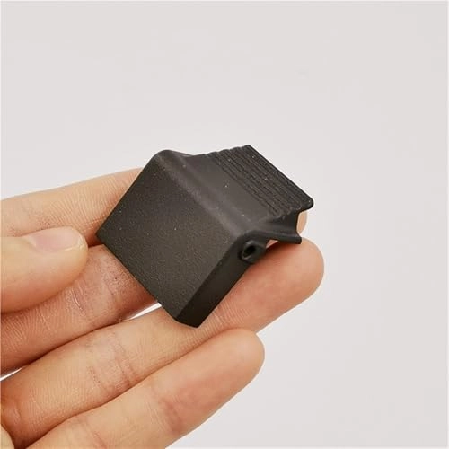 000311 - Front Fastener 1 PCS