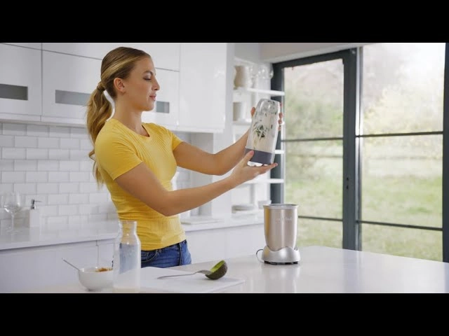 600 - 9-Piece High-Speed Blender/Mixer System