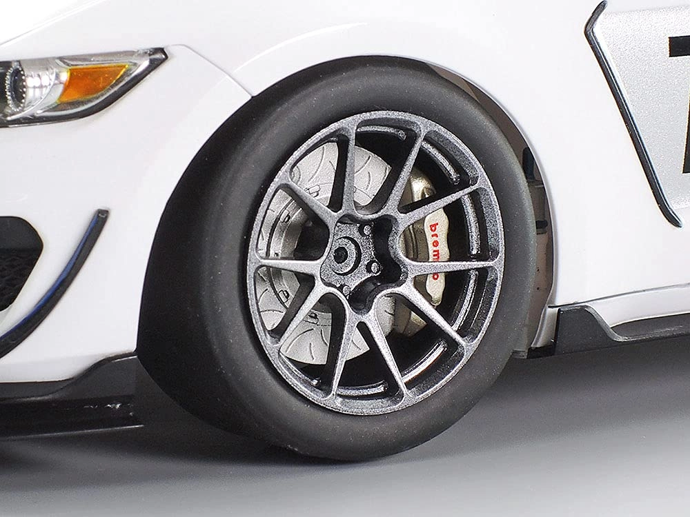 Mustang GT4 - Vehicle