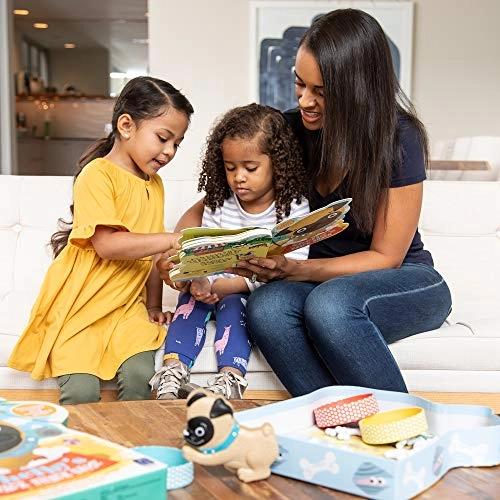 Shelby's Snack Shack Game + Board Book - 4+