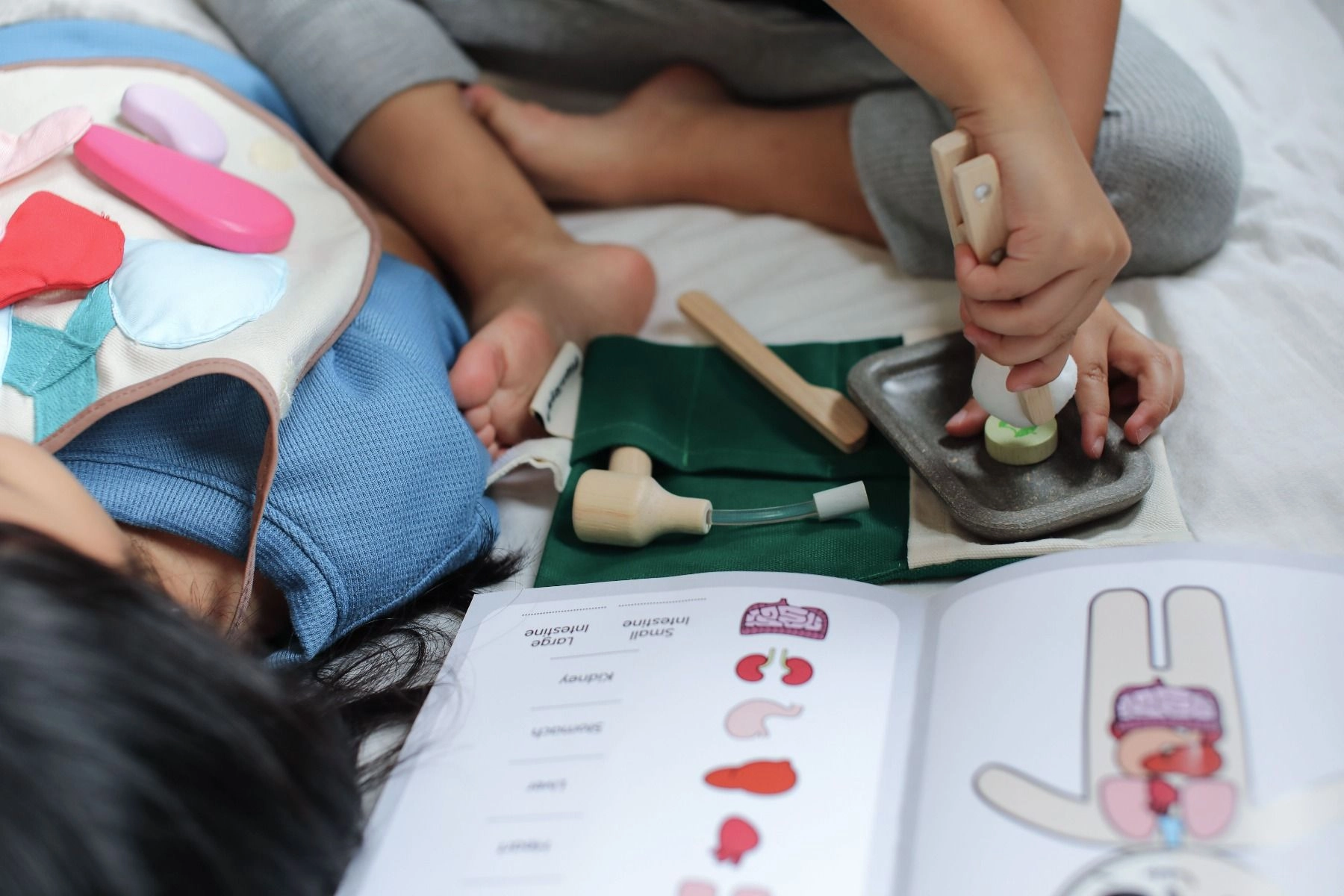 Surgeon Play Set (KETP-3703)