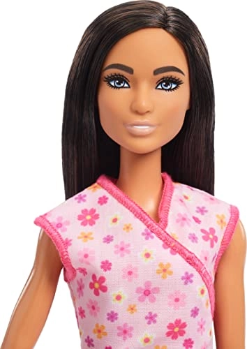 Dolls and Playsets with Job-Themed Furnishings and Accessories - Multicolour 13 piece(s) Ages 3+