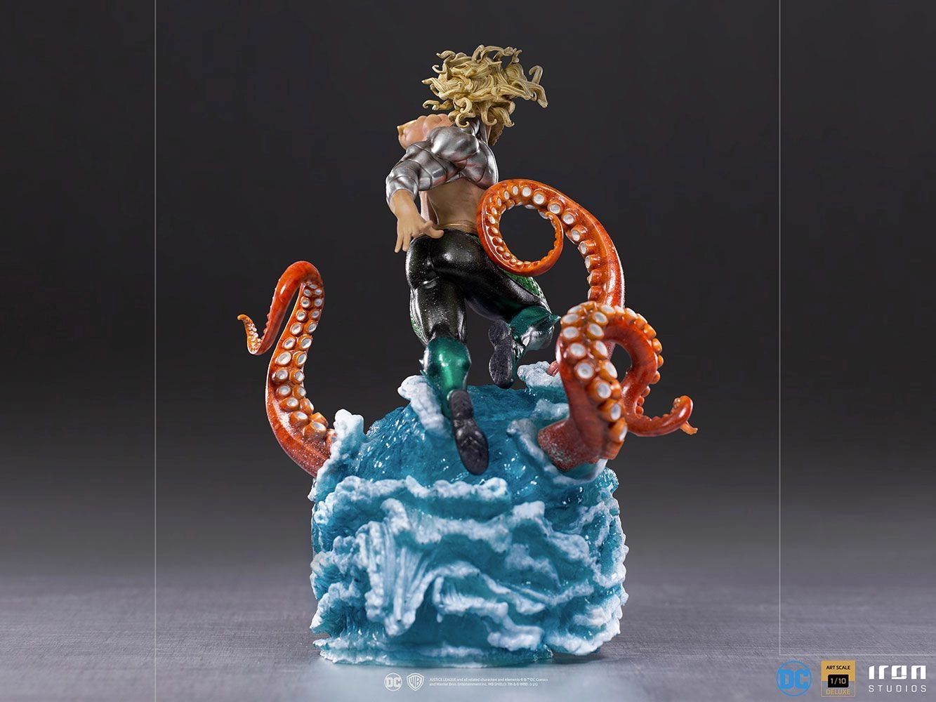 Aquaman - DC Comics - Deluxe 1:10 Scale Statue