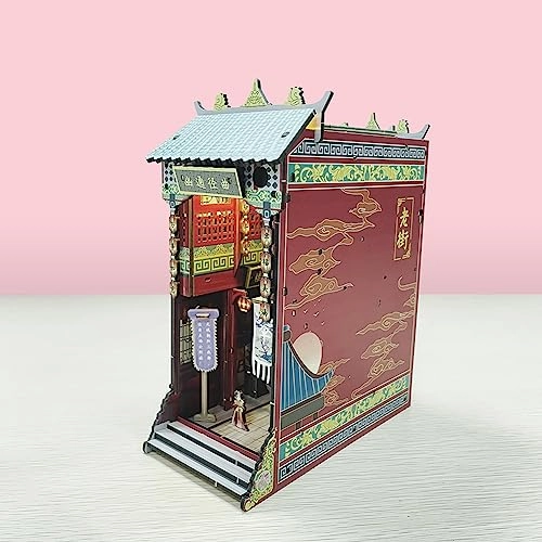 Book Nook Kit - Old Street 1:24