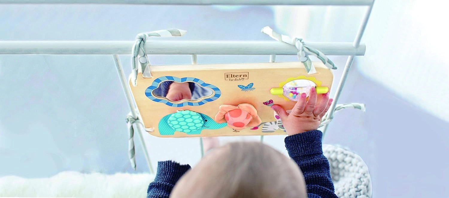 Busy Buddies Crib - 10 Months