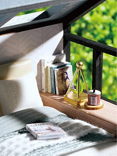 Wooden DIY Dollhouse Kit - Meet Happiness 1:32