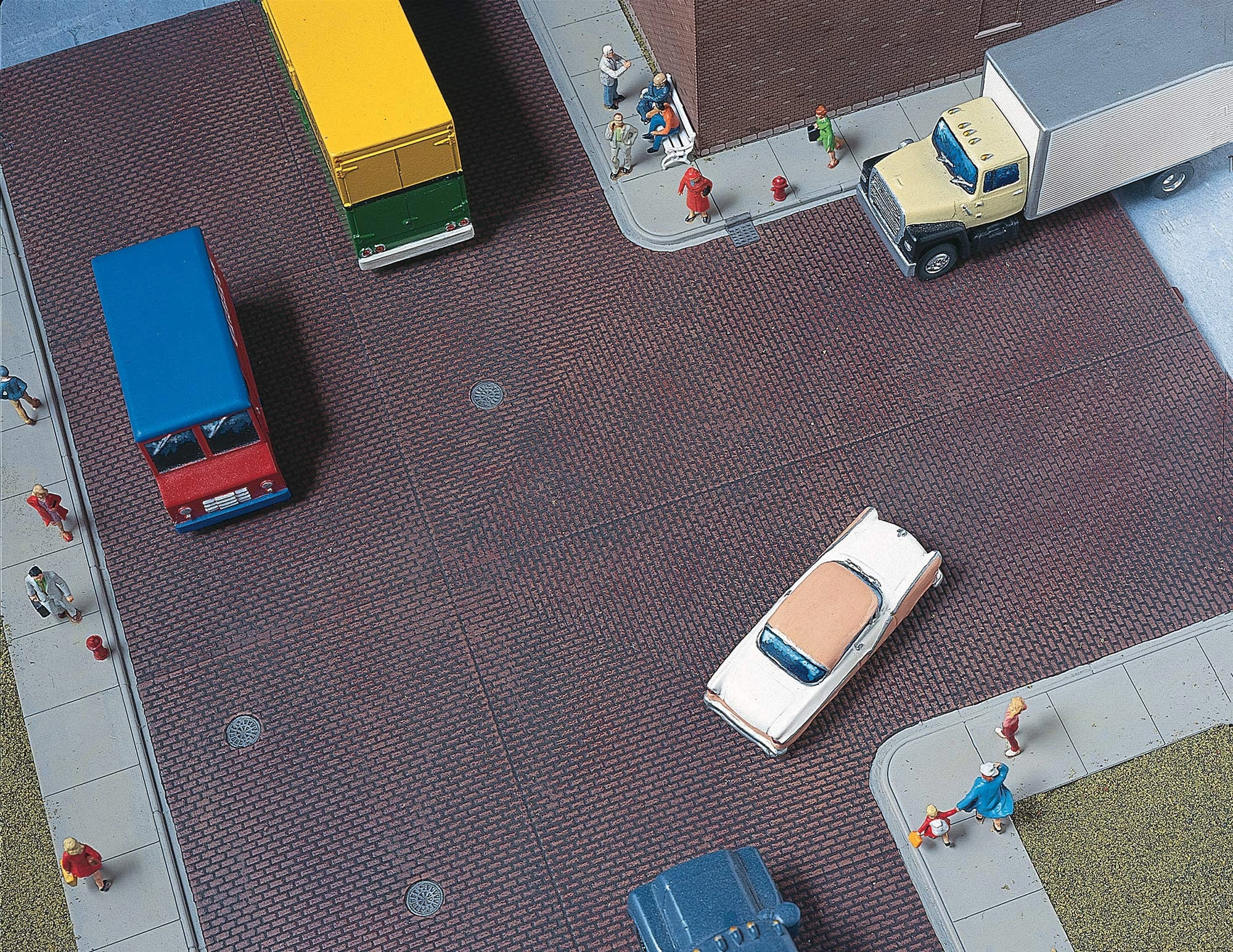 Walthers Cornerstone Series Kit Brick Street System - HO Scale Full Set
