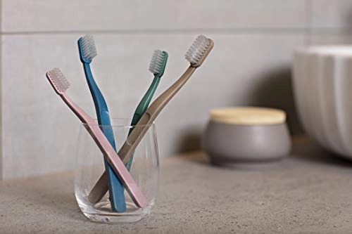 Green Clean Toothbrush - Medium