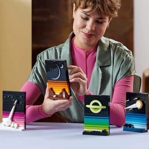 LEGO Ideas Tales of the Space Age Wall Art (21340)