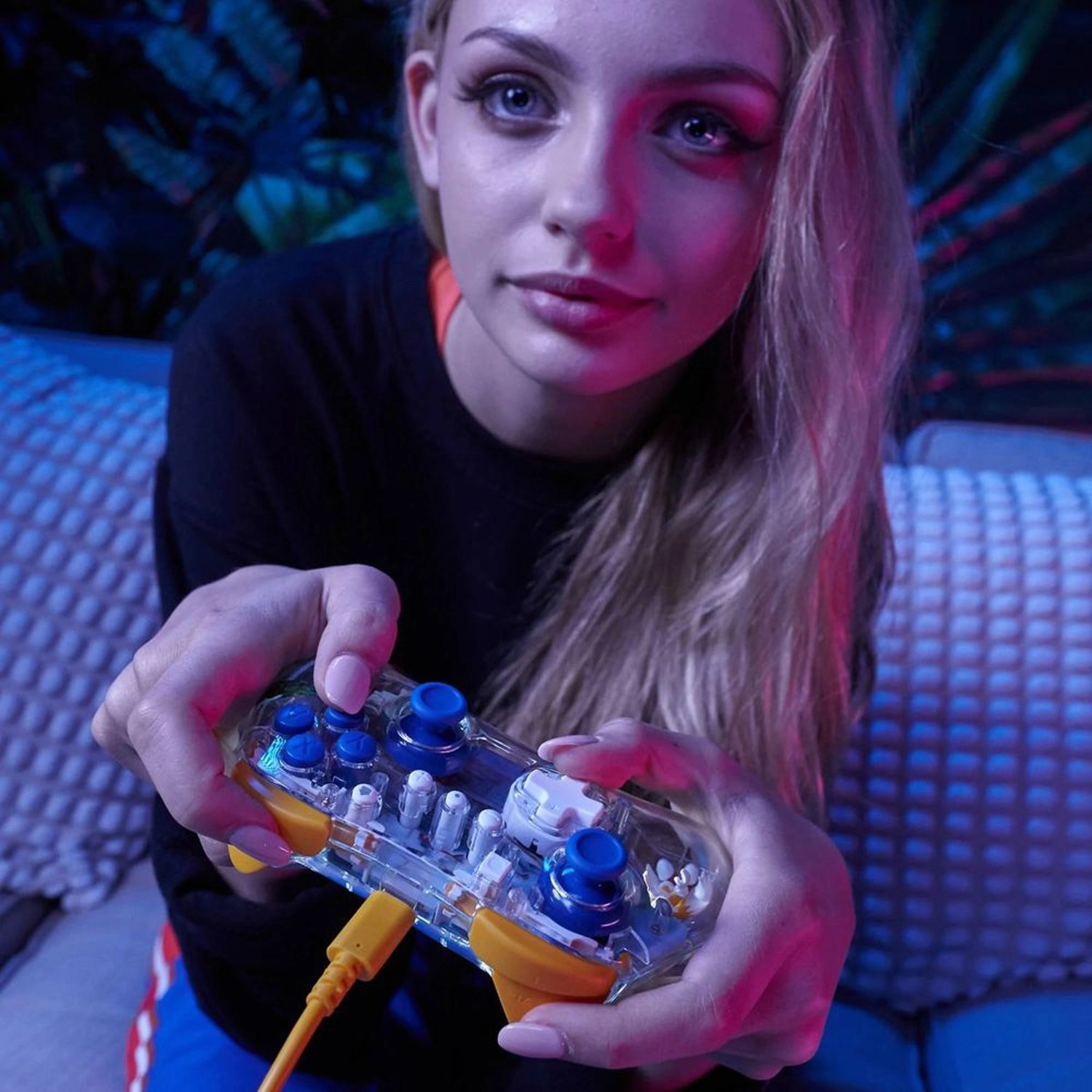 Nintendo Switch Tails Seaside Hill Zone REALMz Wired Controller Assorted