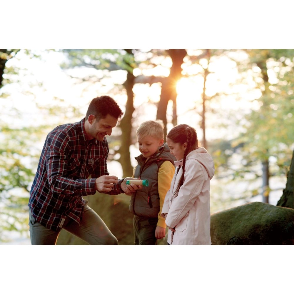 Hand Powered Flashlight - Green Bamboo