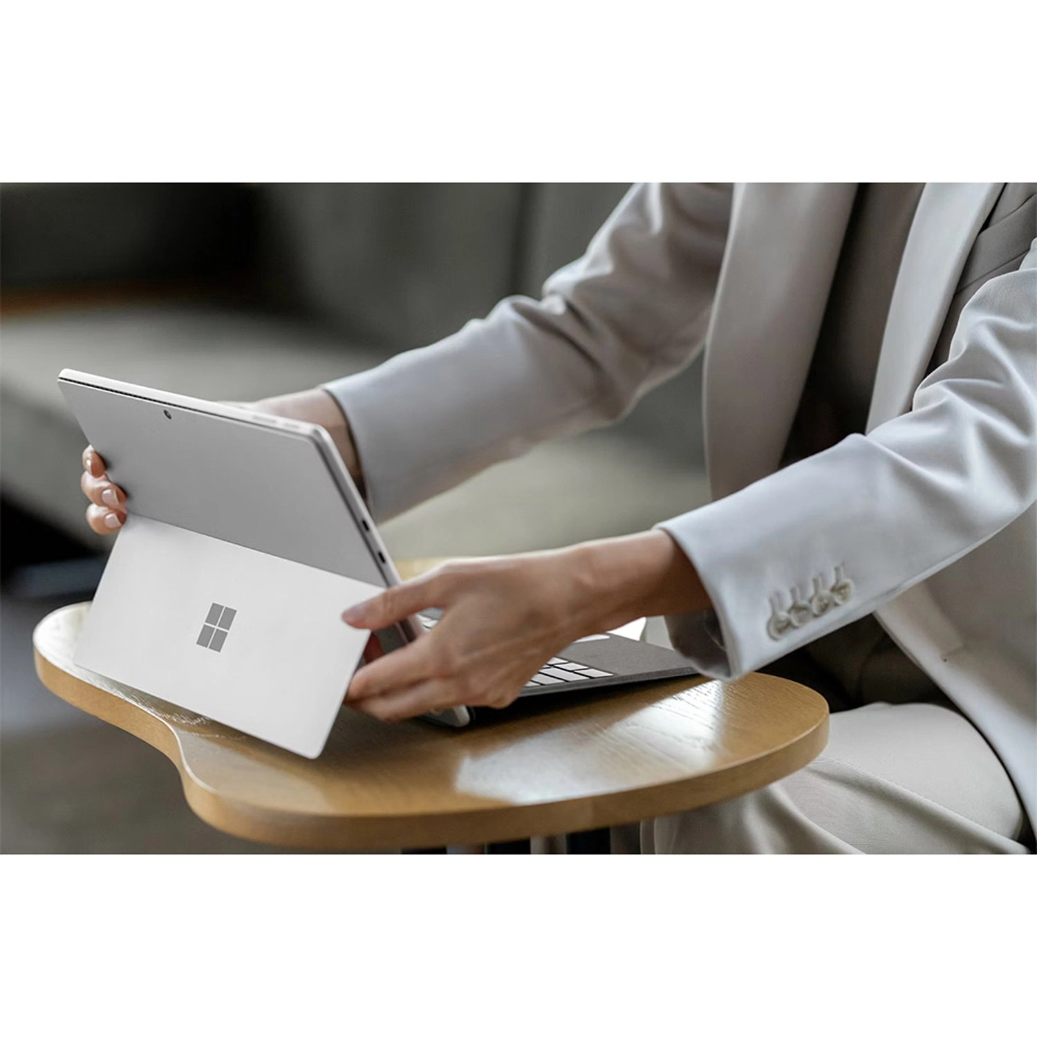 Surface Pro Signature Keyboard for Surface Pro 8/9/X (English/Arabic)