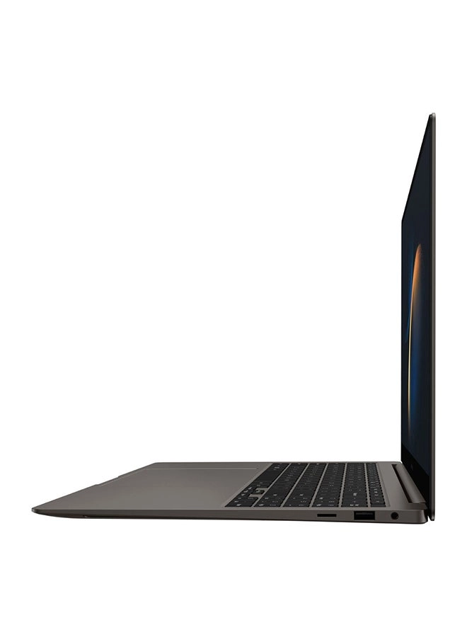 Galaxy Book 3 Pro NP940XFG-KC2US - 14'' Core i7-1360P 16GB DDR5 512GB SSD