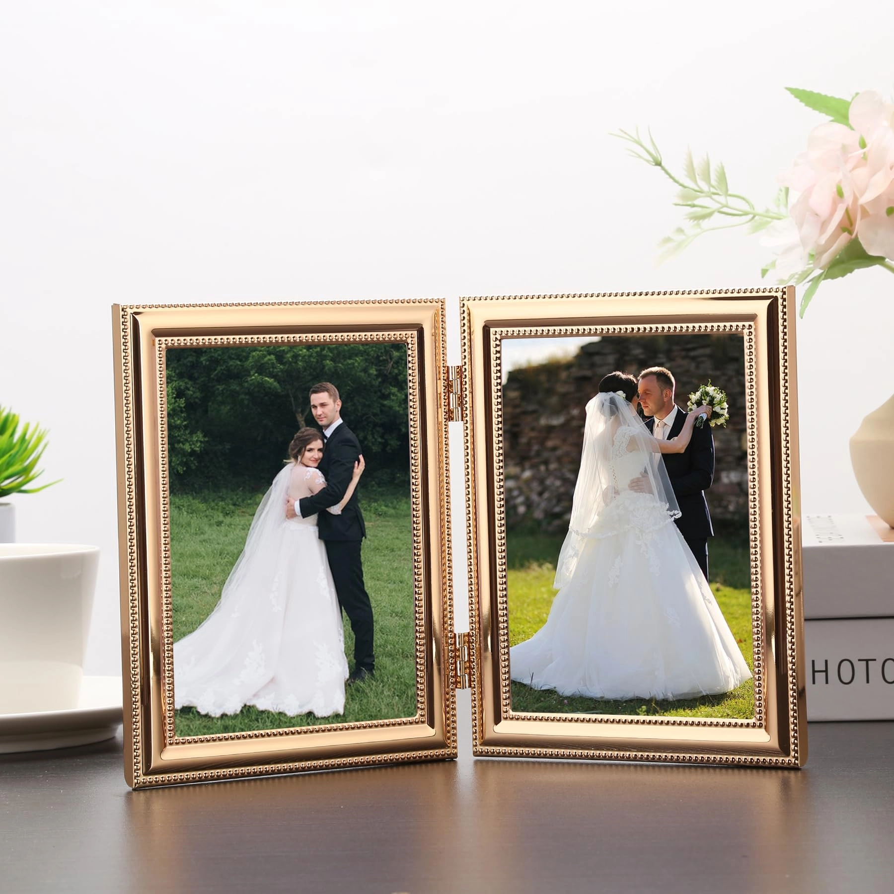 Hinged Double Photo Frame - 4x6'' 2