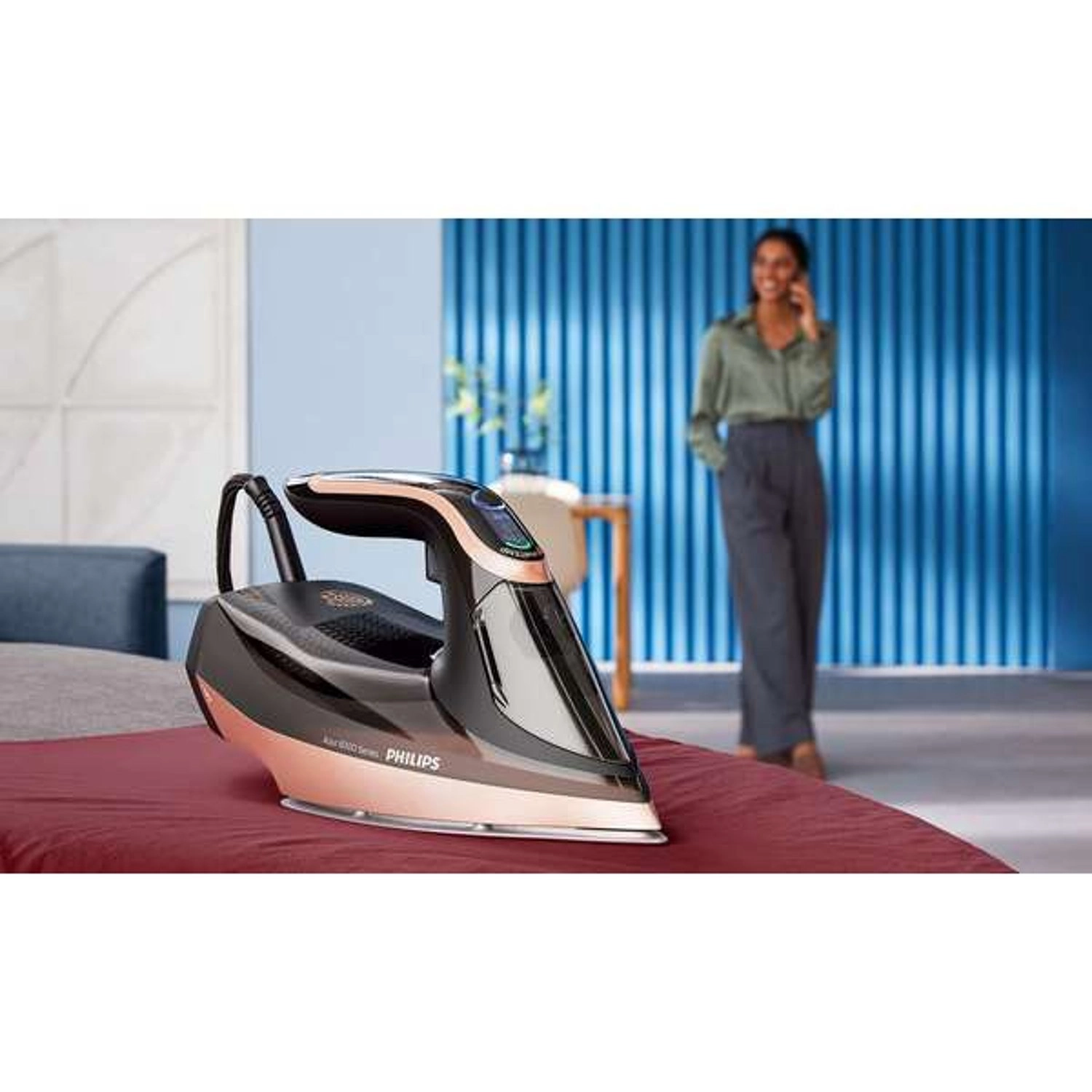 Azur 8000 Series Steam Iron - 3000W 260 g Turbo Steam Boost