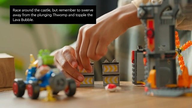 Super Mario: Mario Kart - Bowser's Castle (72039) - Interactive 2 Cars 4 Figures incl. Yoshi