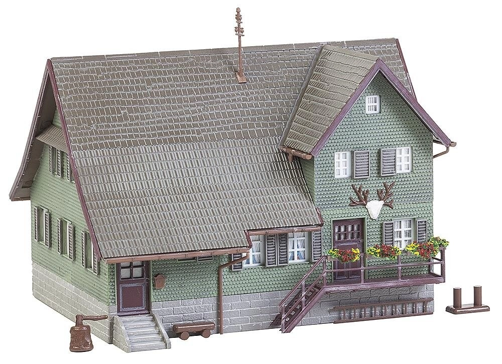 FALLER Foresters Lodge Model Kit (130519) - HO Scale