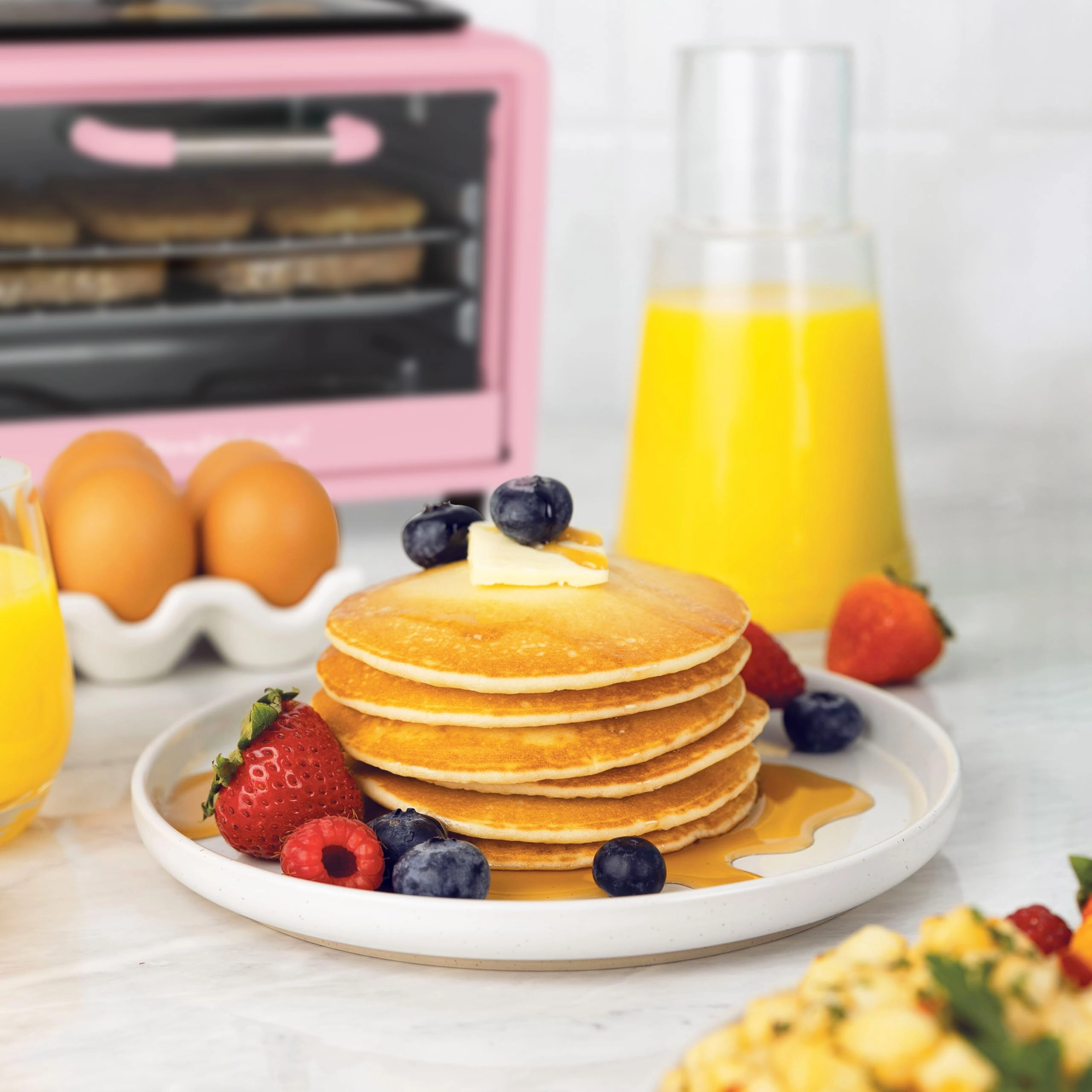 3-in-1 Retro Breakfast Station - 5 Cups Non-Stick Ceramic Griddle 4-Slice Toaster Oven