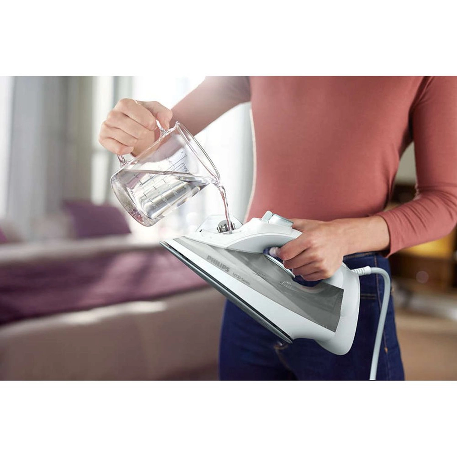 DST5010 - Steam Iron 2400 W 160 g