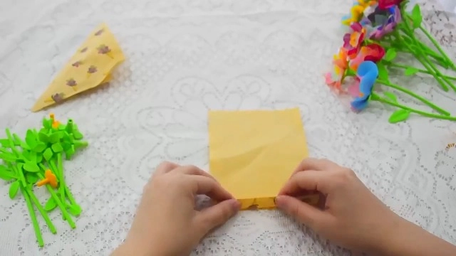 Fabric Flower Bouquets - Multicolored DIY Craft Kit