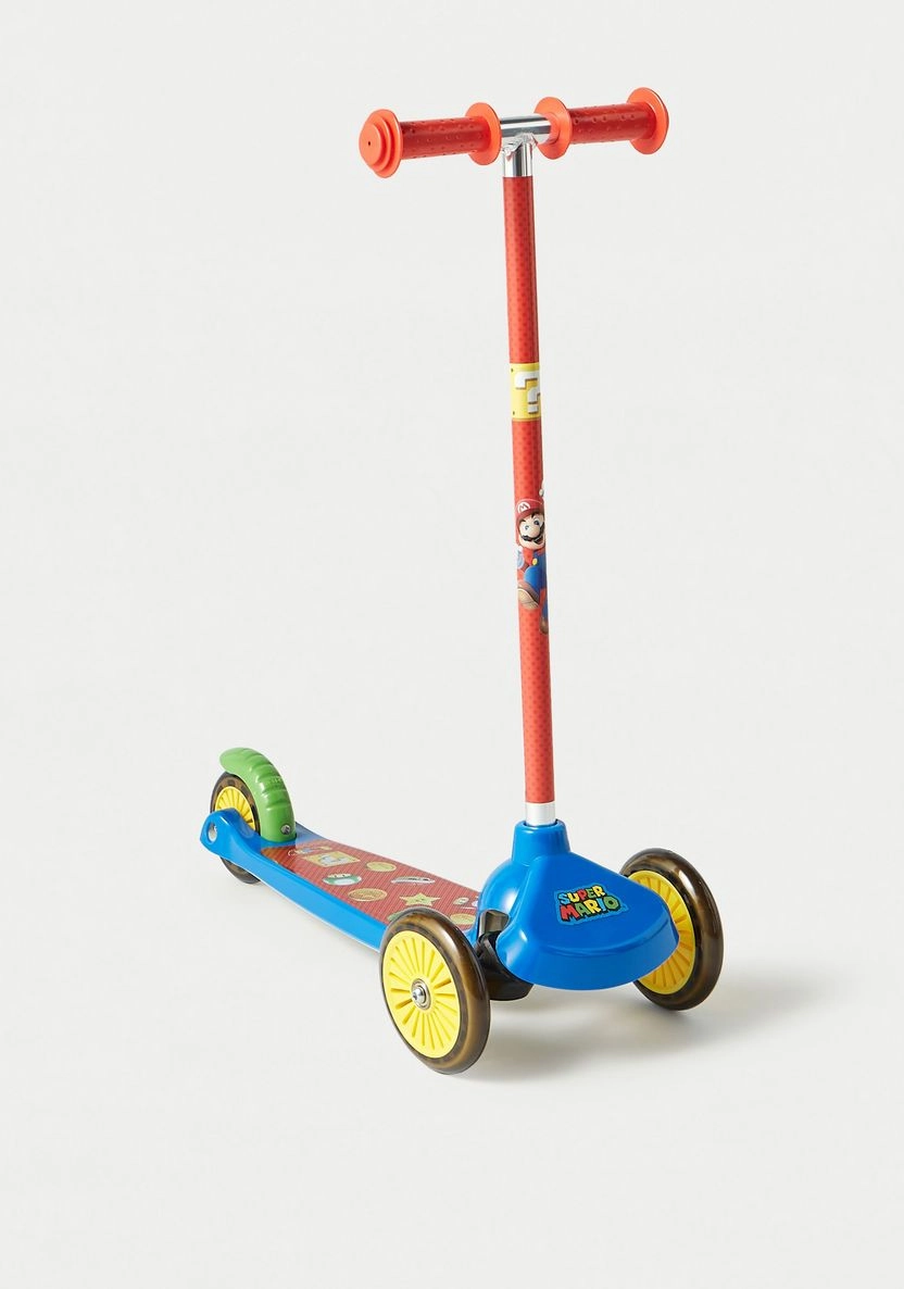 Super Mario Twist 3-Wheel Kick Scooter