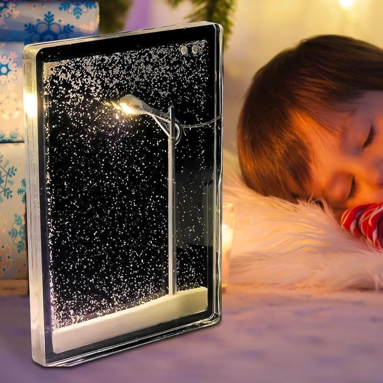 Desidiya DIY Snowfall Night Lamp - Battery Powered