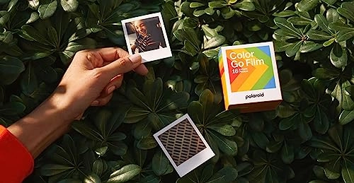 Color Go Film - 32 Photos 66.6 mm x 53.9 mm