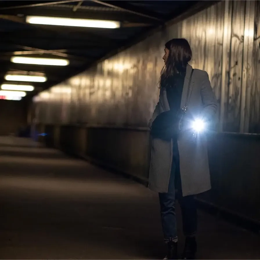 K6R Flashlight Rechargeable (400lm)