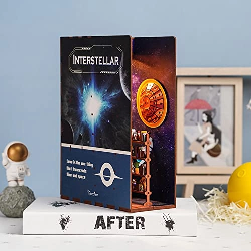 Book Nook Kit - Interstellar 1/32