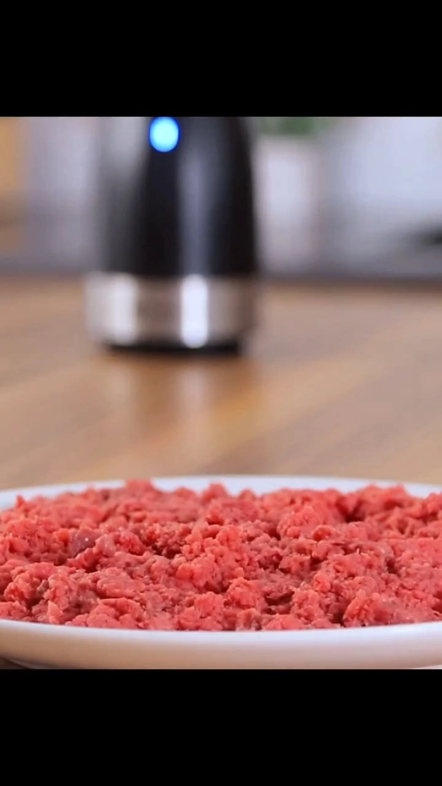 Chopper - 2 Liters 220 Volts (AC)