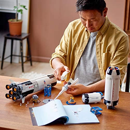 Apollo Saturn V - Ideas NASA