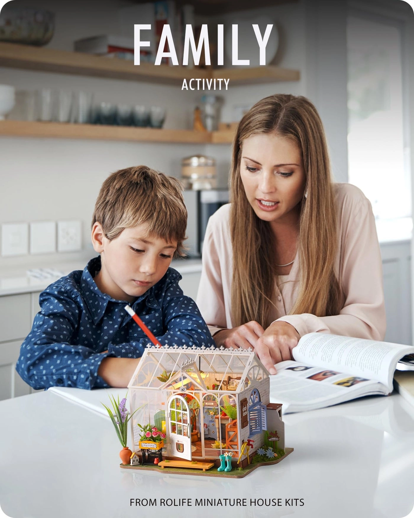 Dreamy Garden House - 1:24 scale