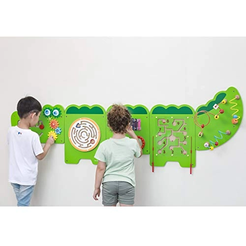 Crocodile Wall Game - 3 years and up