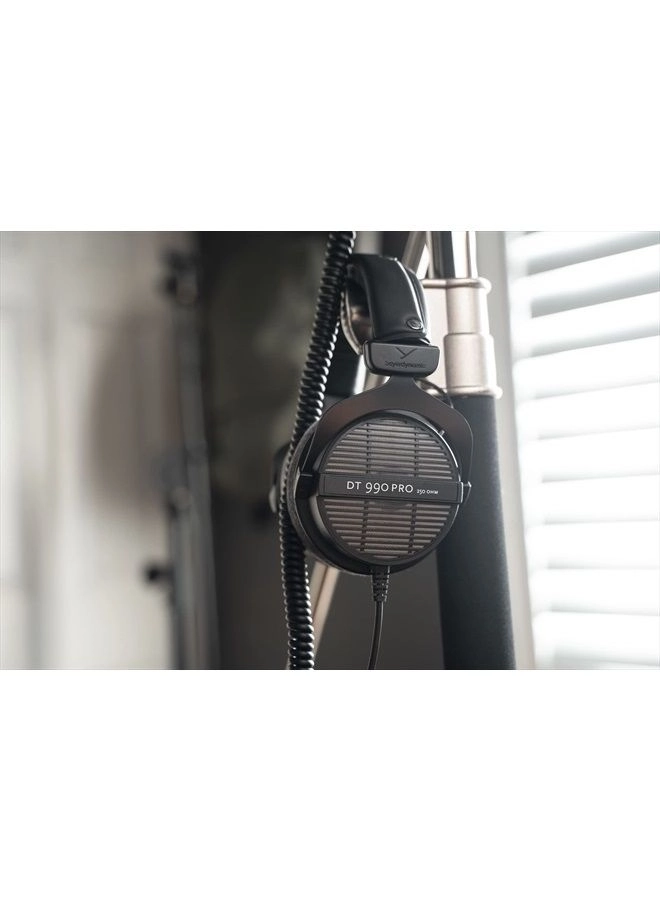 DT 990 PRO Wired Headphone
